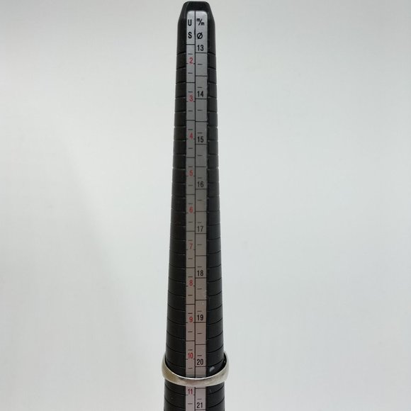 1carat Diamond Platinum Ring - Picture 8 of 8